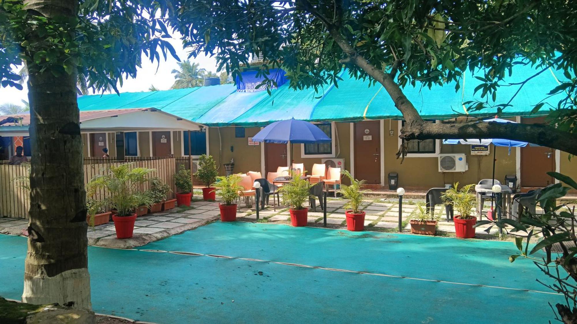 Hotel SHALOM Guest&House à Colva Extérieur photo
